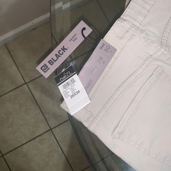 Men RUE 21 Skinny Fit Jeans - Picture 2 of 5